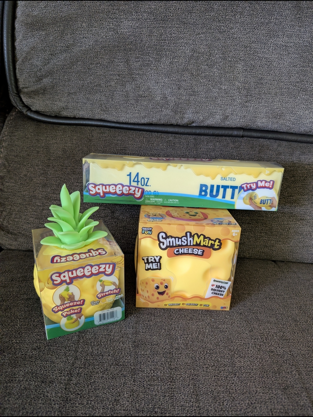 Squeezy Pineapple & SmushMart Cheese Kids Toys - Yellow Play Set